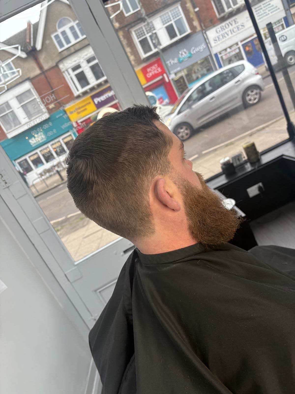 Textured cut, fresh shape